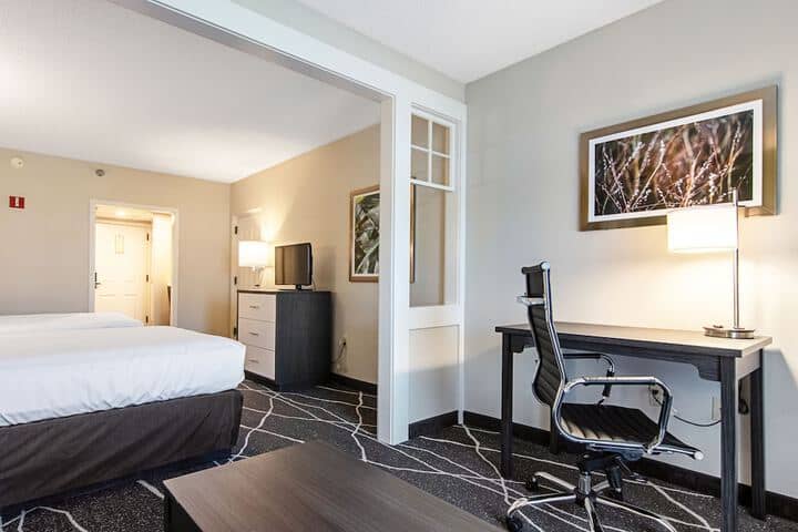 Room 19 of 41