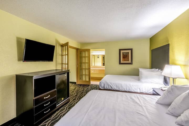 Room 21 of 71