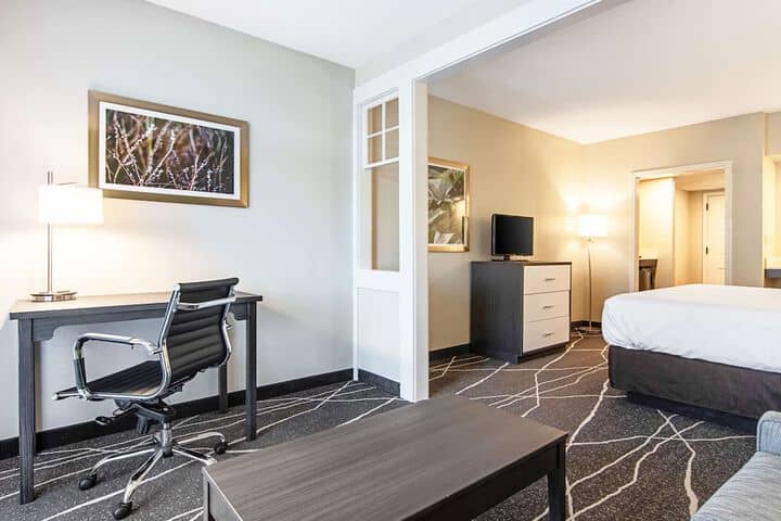 Room 14 of 41